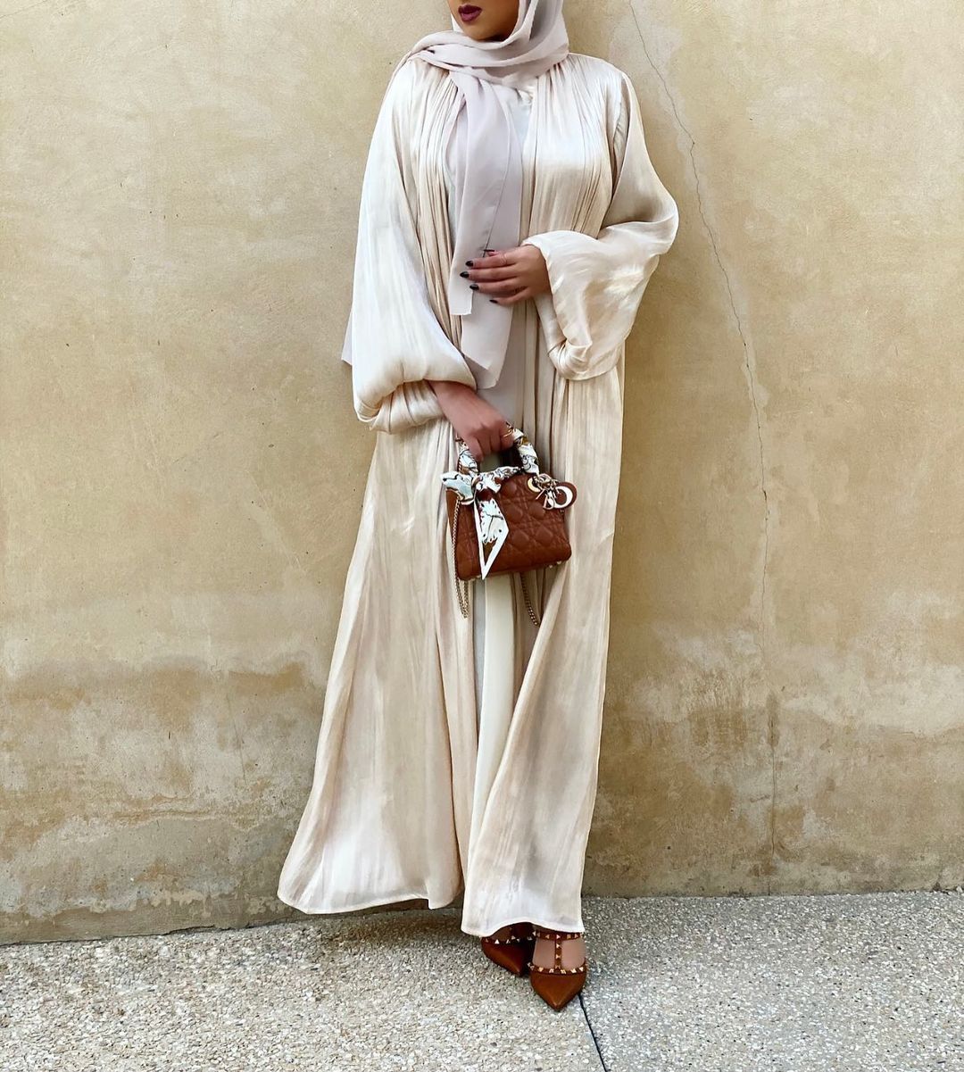 Amiyan abaya